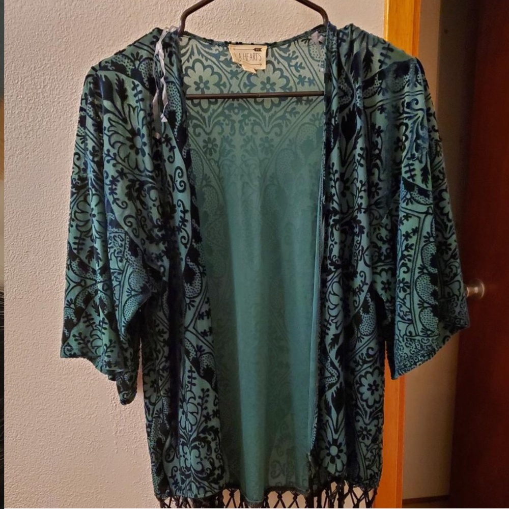 Kimono velvet with fringe